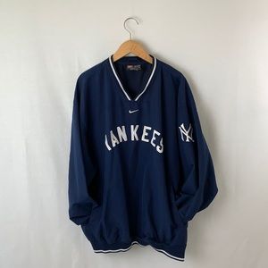 Nike Cooperstown Collection New York Yankees Shirt